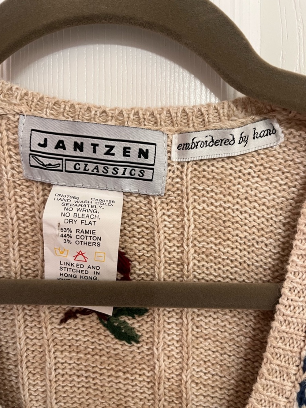 Vintage Jantzen Cream Knit Button-Front Vest with Green Tree & Multicolor Motifs - Picture 2 of 6